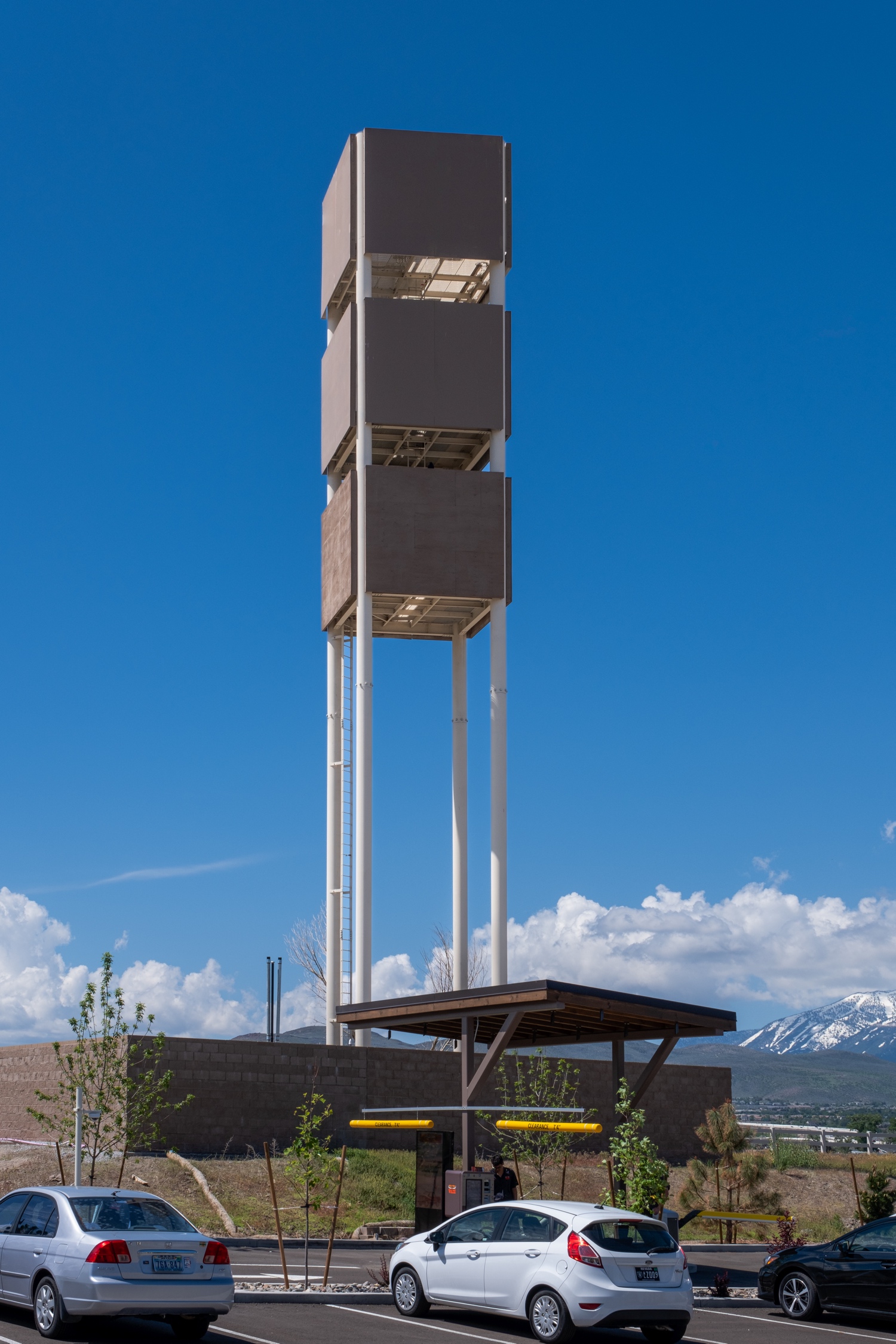 Marquis Tower photo 2